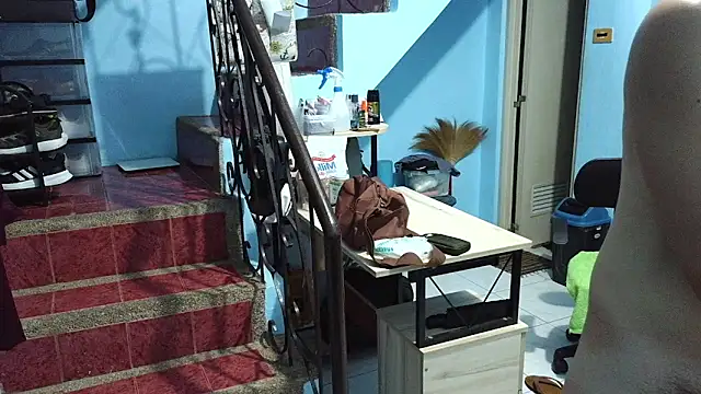 Snapshot of ieat_monsters chatting on October 18, 2025, 3:30 am ieat monsters online show from October 18, 2025, 3:30 am