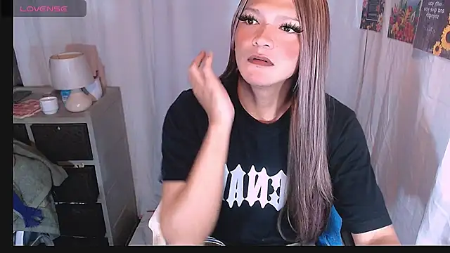 Snapshot of AndreaNakedTs2Cum chatting on July 21, 2026, 9:54 am AndreaNakedTs2Cum online show from July 21, 2026, 9:54 am