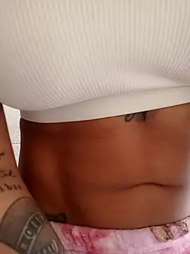 Snapshot of DiosaFortuna chatting on February 24, 2026, 1:56 pm DiosaFortuna online show from February 24, 2026, 1:56 pm