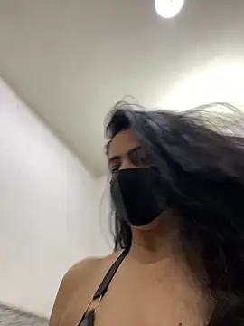 SashaPatel online show from June 10, 2026, 2:46 am
