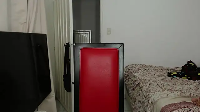 Alex mojica online show from September 17, 2025, 6:04 am