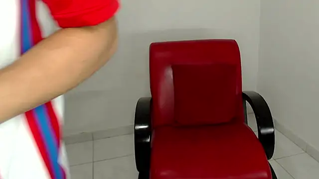 Snapshot of Alex_mojica chatting on March 4, 2026, 6:10 am Alex mojica online show from March 4, 2026, 6:10 am