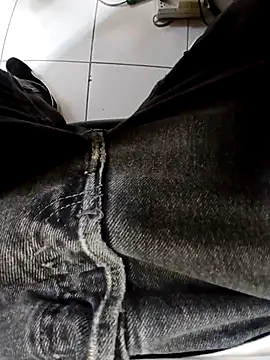 Snapshot of cherlebrow chatting on January 15, 2026, 6:11 pm cherlebrow online show from January 15, 2026, 6:11 pm