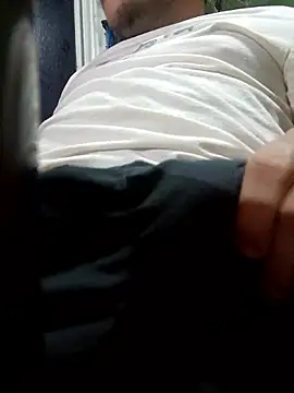 Snapshot of cherlebrow chatting on February 9, 2026, 10:30 pm cherlebrow online show from February 9, 2026, 10:30 pm