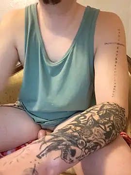 Snapshot of matty244 chatting on January 8, 2026, 12:27 am matty244 online show from January 8, 2026, 12:27 am