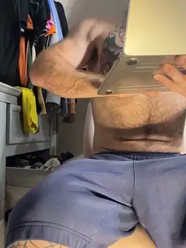 bearcub300 online show from September 21, 2025, 9:58 am