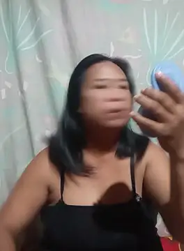 xxsasa online show from September 21, 2025, 9:42 pm