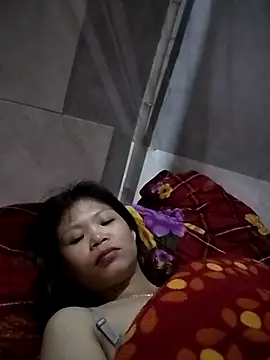 LinhNa999 online show from November 20, 2025, 1:23 pm