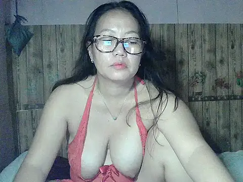 Snapshot of Pinay_BigTits69 chatting on March 9, 2026, 7:06 pm Pinay BigTits69 online show from March 9, 2026, 7:06 pm