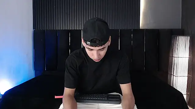 Dominic ghost online show from March 4, 2026, 12:07 am