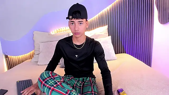 Dominic ghost online show from November 7, 2025, 4:06 am