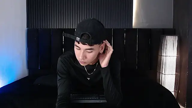 Dominic ghost online show from March 14, 2026, 3:23 am