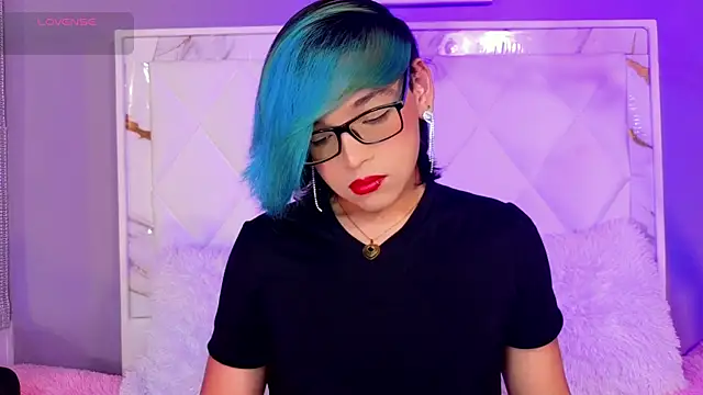 Dannyhot  online show from April 25, 2026, 8:28 pm