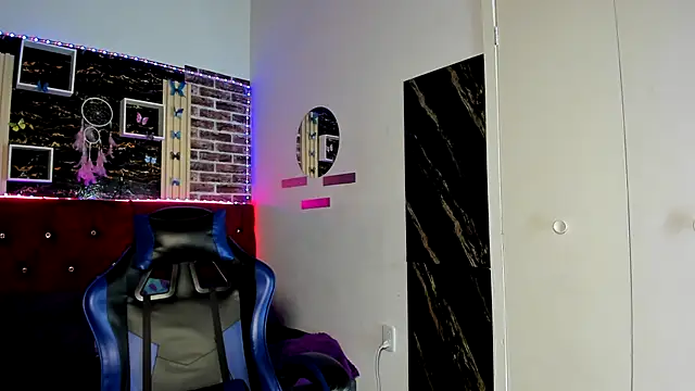 angelitasexxxhot online show from September 25, 2025, 11:55 pm