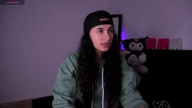 Alynn Bri  online show from July 22, 2026, 2:24 am