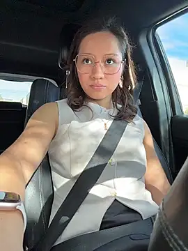 Mrs MrLove online show from January 18, 2026, 7:50 pm