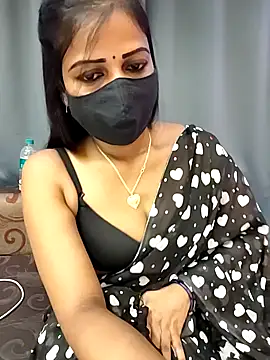 Misss-julli online show from October 4, 2025, 3:41 am