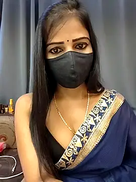 Misss-julli online show from November 29, 2025, 7:52 am