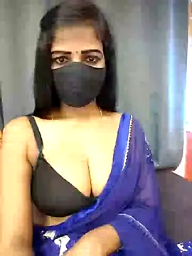 Misss-julli online show from March 20, 2026, 11:00 am