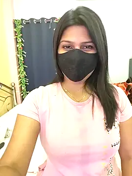 hoty sonali online show from October 22, 2025, 2:05 pm