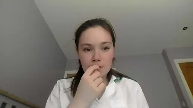 SexyKatiex online show from June 3, 2026, 4:12 pm