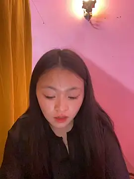 Snapshot of Julia-Elsa chatting on September 28, 2025, 4:03 pm Julia-Elsa online show from September 28, 2025, 4:03 pm