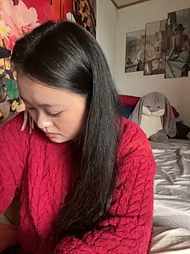 Snapshot of Julia-Elsa chatting on October 8, 2025, 3:41 am Julia-Elsa online show from October 8, 2025, 3:41 am