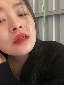 Snapshot of Julia-Elsa chatting on February 22, 2026, 4:48 am Julia-Elsa online show from February 22, 2026, 4:48 am