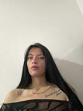 LiaCollings online show from June 27, 2026, 12:22 pm