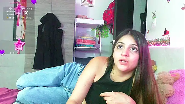 emily cooper t online show from November 11, 2025, 7:41 pm