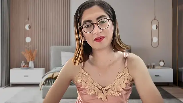 rousseblossom online show from February 5, 2026, 1:01 am