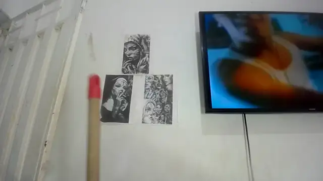 Foxy Lovex online show from September 19, 2025, 8:57 pm