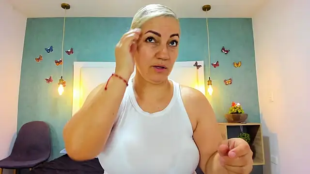 Heidy milf online show from September 26, 2025, 7:54 pm