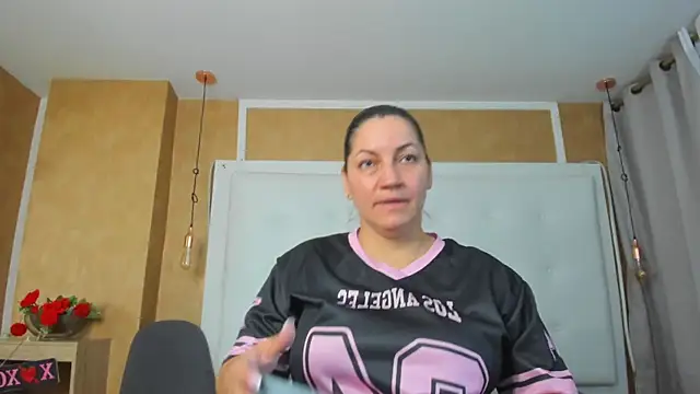 Heidy milf online show from July 17, 2026, 9:12 pm