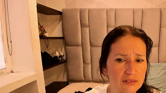 Barbara fox   online show from August 6, 2026, 12:11 pm