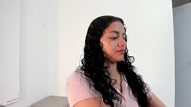 Angellit Afrodita  online show from January 12, 2026, 11:17 am