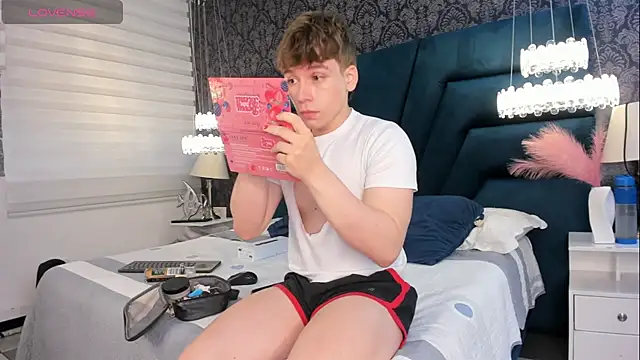 TaylerWhite online show from July 9, 2026, 11:53 am