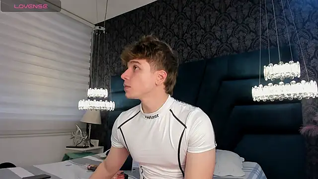 TaylerWhite online show from July 10, 2026, 11:54 am