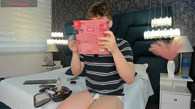 TaylerWhite online show from June 29, 2026, 11:54 am