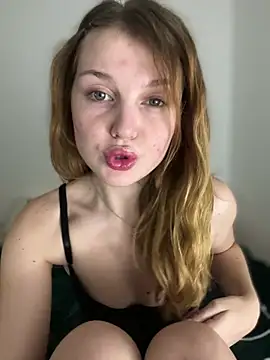 Emaline Fane online show from July 30, 2026, 7:57 pm