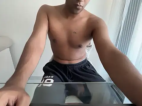 daddyum online show from November 12, 2025, 10:30 am