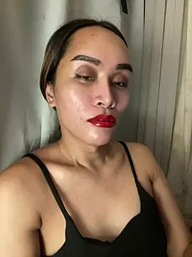 RomanticPearlTS online show from June 11, 2026, 12:32 am