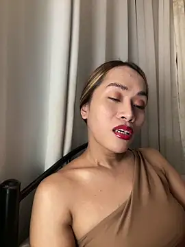 RomanticPearlTS online show from February 16, 2026, 12:09 am