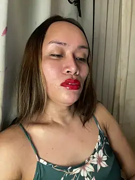 RomanticPearlTS online show from July 9, 2026, 3:18 am