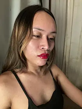 RomanticPearlTS online show from July 24, 2026, 4:30 am