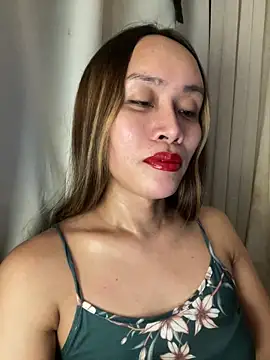 RomanticPearlTS online show from June 23, 2026, 4:21 am