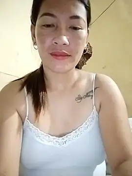 wildxxxGia online show from September 8, 2025, 5:01 pm