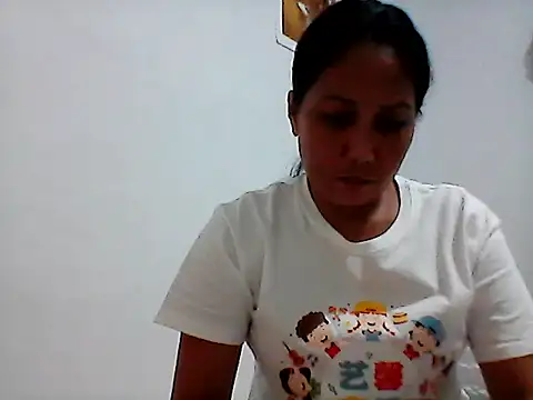 nhayasquirt online show from January 12, 2026, 9:38 am