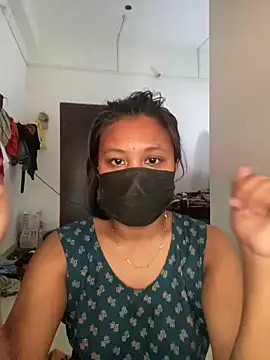 Snapshot of dreamcouple24 chatting on November 1, 2025, 7:46 am dreamcouple24 online show from November 1, 2025, 7:46 am