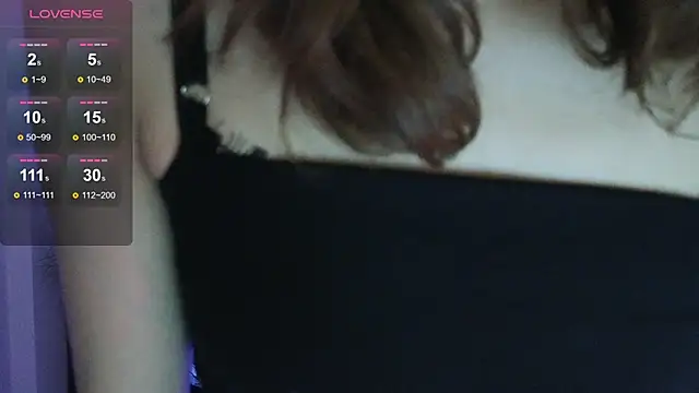 DebiHenks online show from November 25, 2025, 5:02 pm